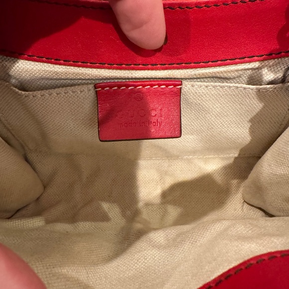 SOLD. SOLD SOLD Gucci Red Emily Leather Crossbody Bag Guccissima Horsebit - Picture 9 of 16